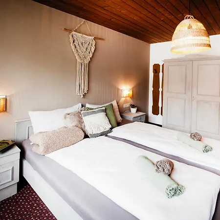 Pinetree Bed & Breakfast Mayrhofen