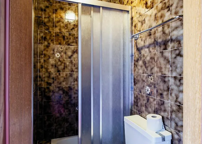 Pinetree Bed & Breakfast