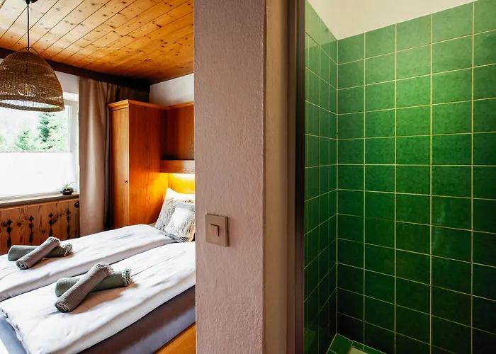 Pinetree Bed & Breakfast Mayrhofen