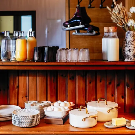 Pinetree Bed & Breakfast *